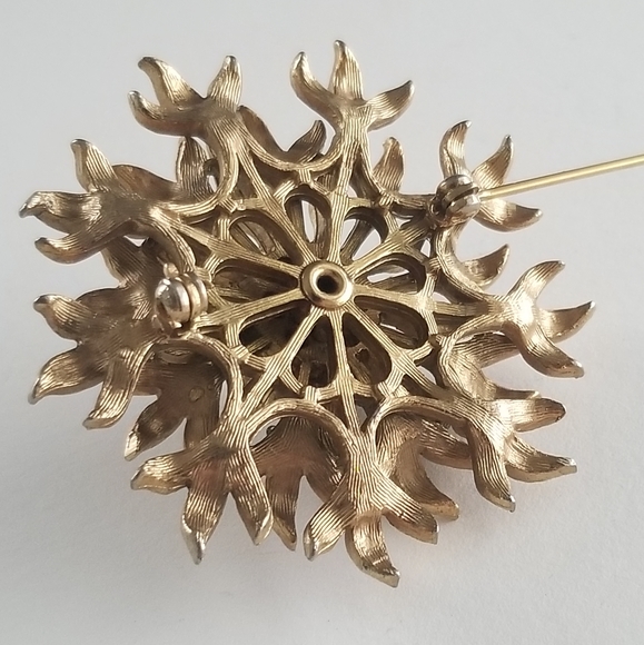 Flower Brooch with Seed Pearls and Stones - Picture 8 of 9